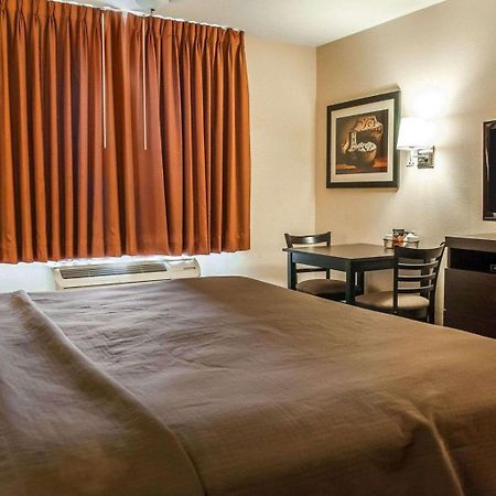 Econo Lodge Inn & Suites Σάντα Φε Εξωτερικό φωτογραφία