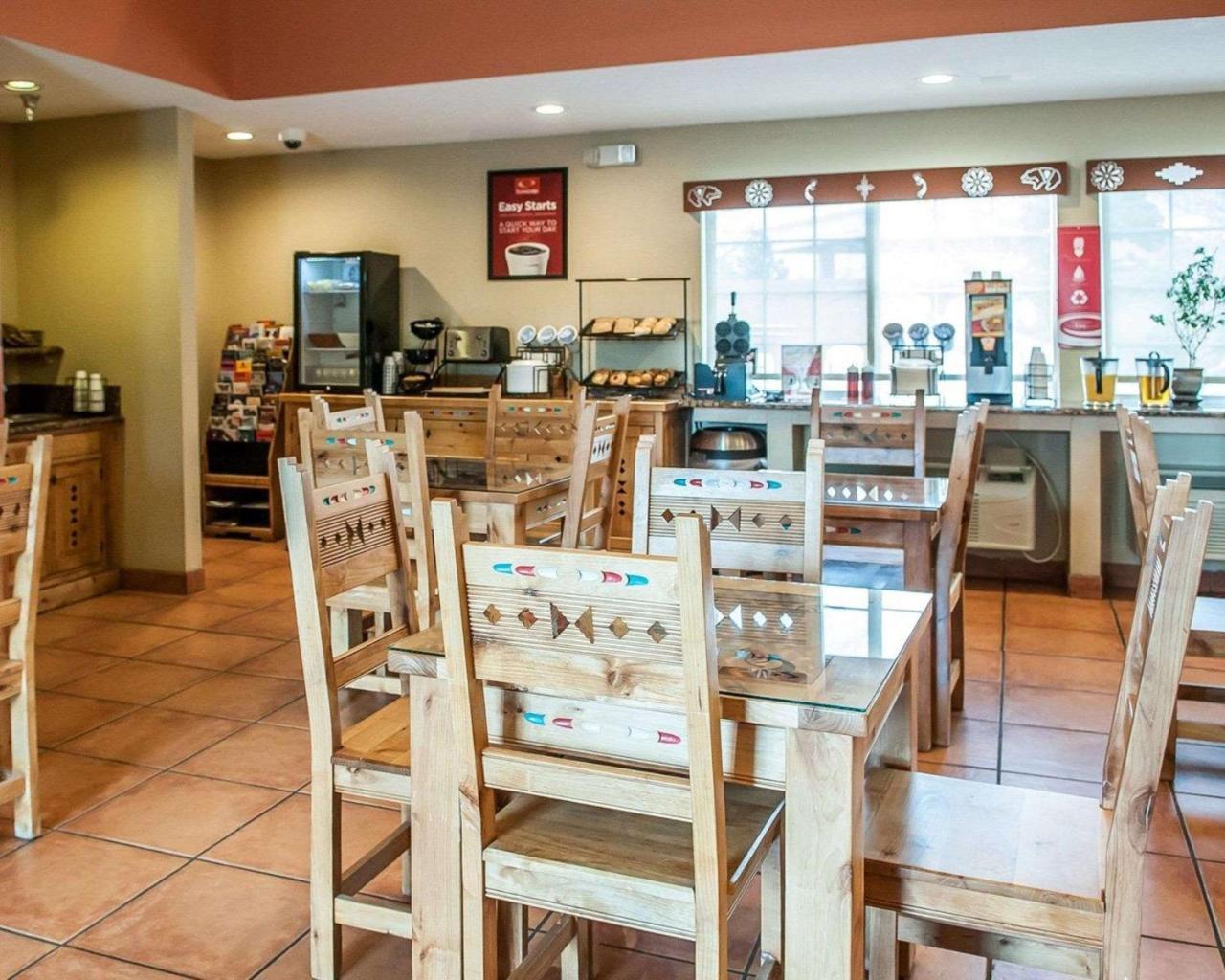 Econo Lodge Inn & Suites Σάντα Φε Εξωτερικό φωτογραφία