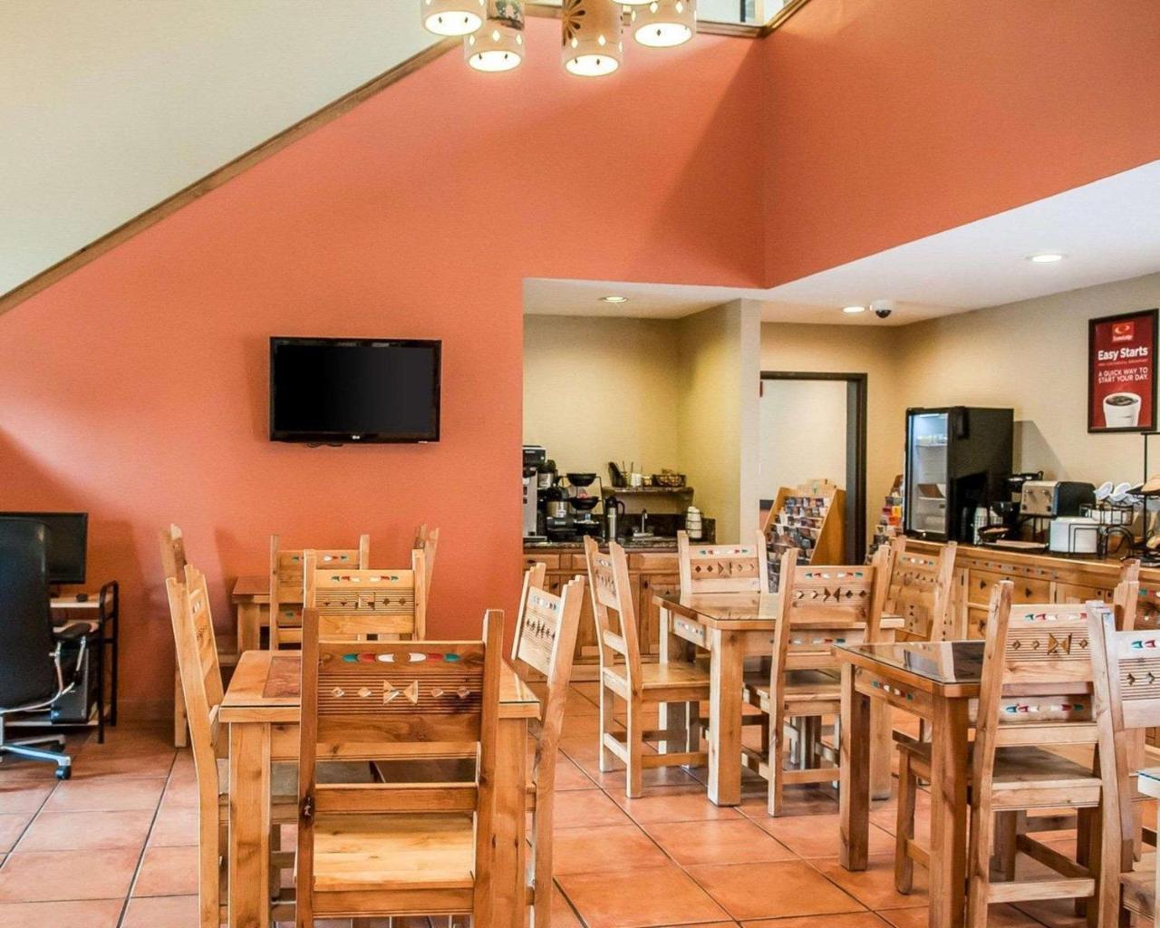 Econo Lodge Inn & Suites Σάντα Φε Εξωτερικό φωτογραφία