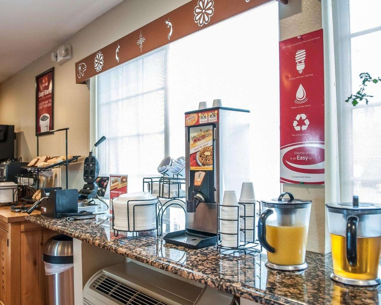 Econo Lodge Inn & Suites Σάντα Φε Εξωτερικό φωτογραφία