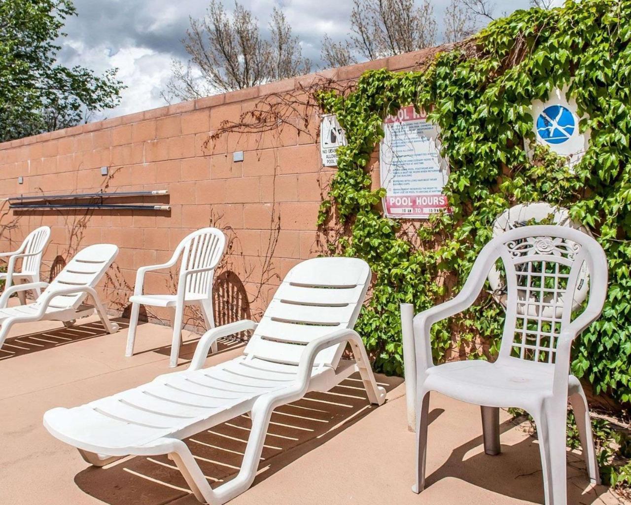Econo Lodge Inn & Suites Σάντα Φε Εξωτερικό φωτογραφία